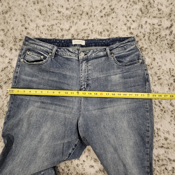 Eloquii Size 24V (Viola Fit) Stretch Denim Jeans High Rise Med Wash Tapered Leg - Picture 7 of 11